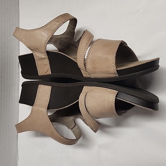 Abeo Bio System Quartz Sandals in natural color sz 9N - Picture 3 of 10